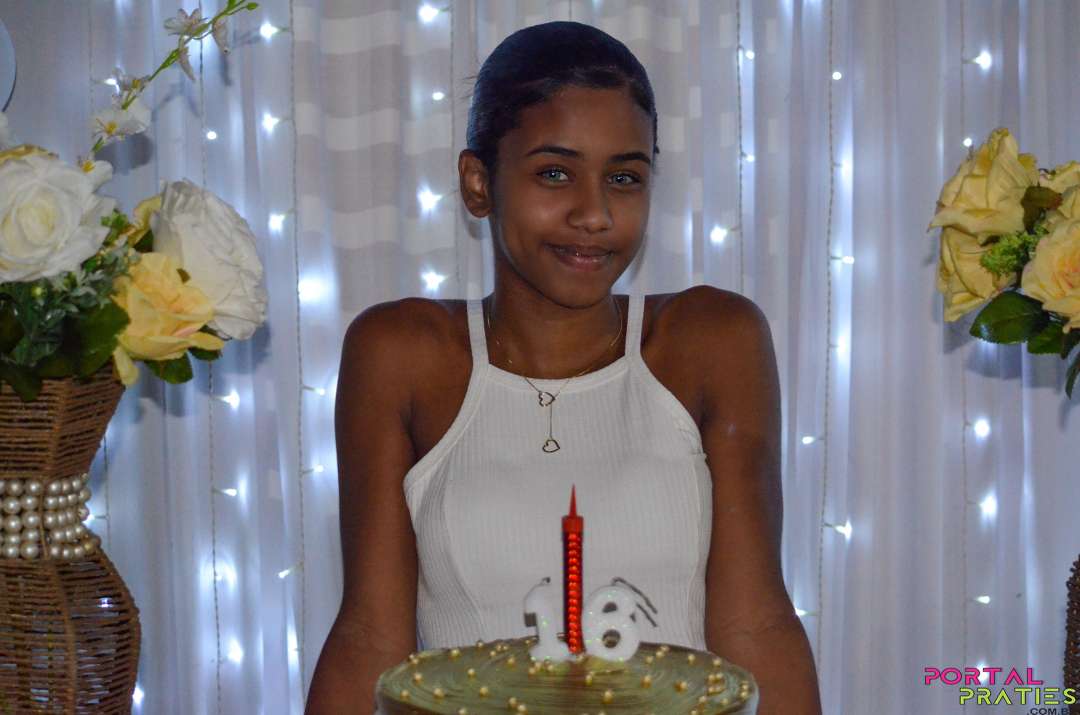 IZABELA – 16 ANOS