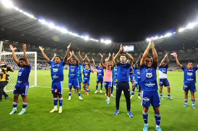 Com um jogo a menos, Cruzeiro fecha rodada com dez pontos a mais que o 5º