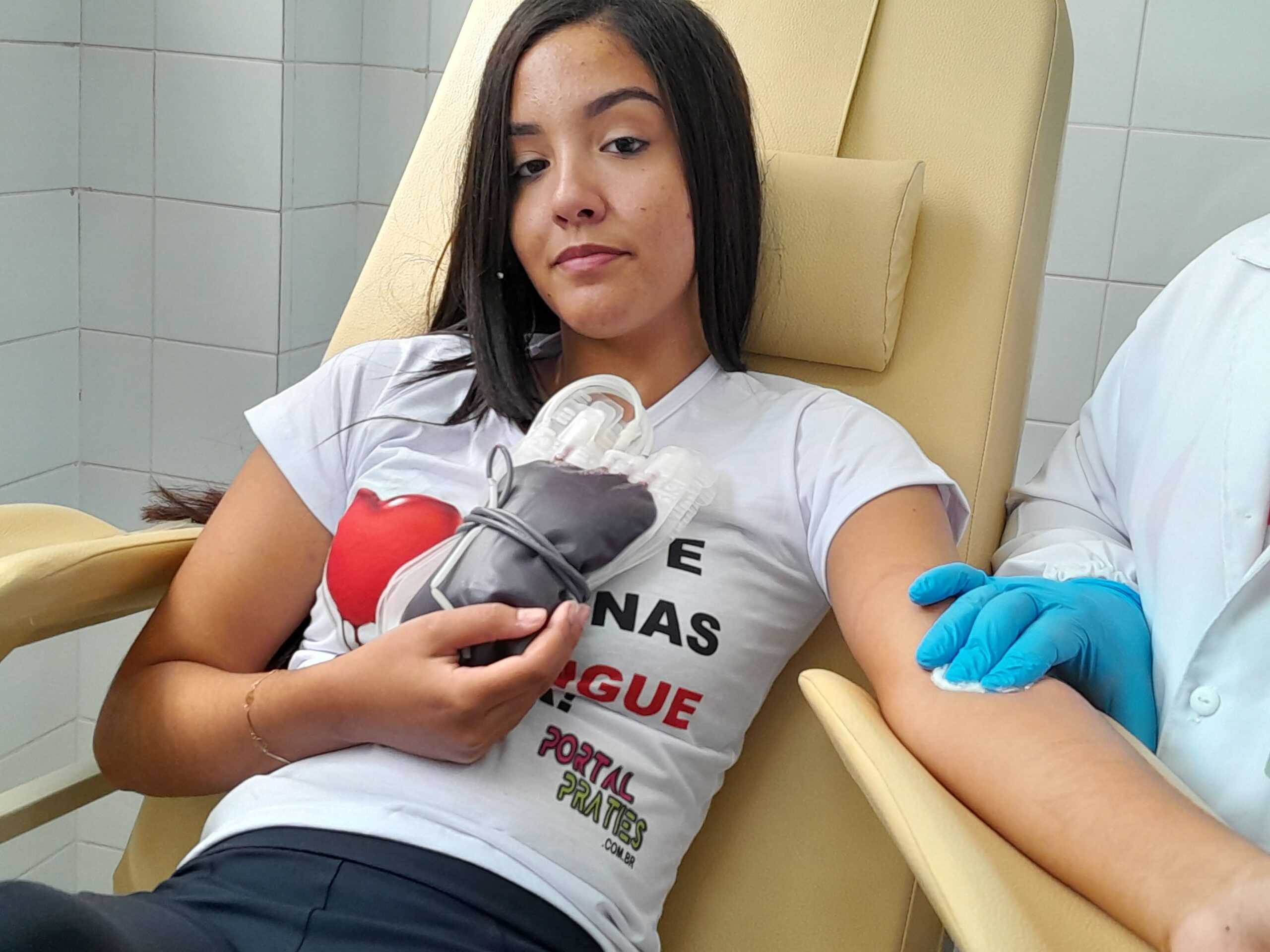 <strong>Adolescentes entre 16 e 17 anos podem fazer doação de sangue</strong>